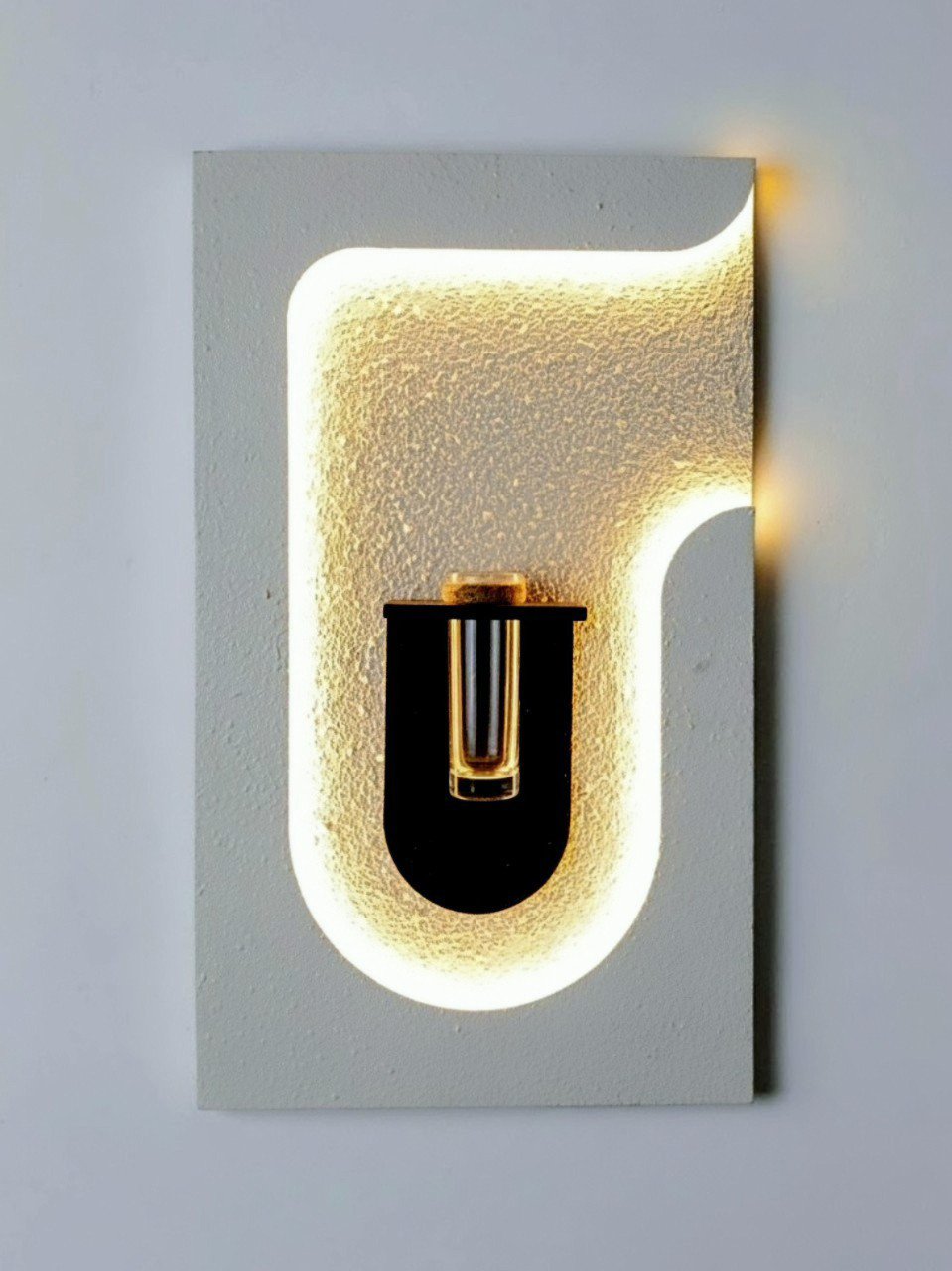 2025/08/1000094828.jpg wall mounted hydroponic vase frame with led light q shaped(right)